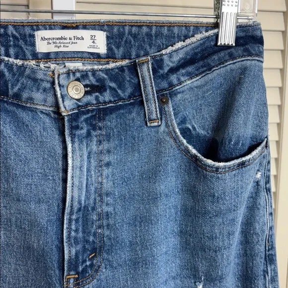 Abercrombie & Fitch Medium Blue Curve Love High Rise 90's Relaxed Jean Sz 4 Long - Picture 5 of 10